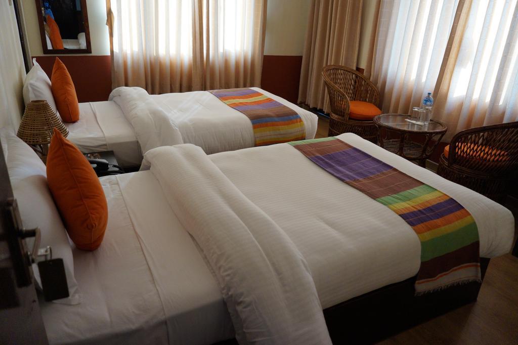 Gaia Holiday Home Dhulikhel Bagian luar foto